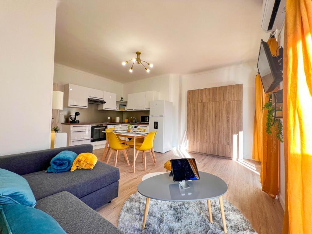 Appartement Vue Mer Parking Prive Place Med Canet-en-Roussillon Exteriér fotografie